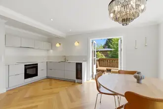 Villa på Højstens Allé 1, 2605 Brøndby