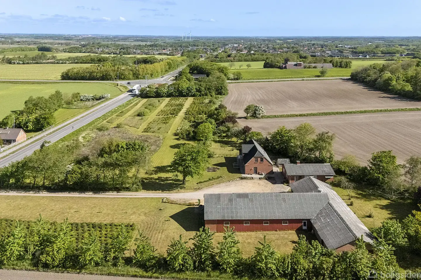 Landejendom på Holstebrovej 9, 7830 Vinderup