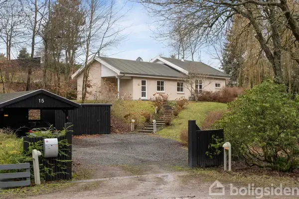 Villa på Hovmosevej 15, 3400 Hillerød