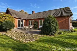 Villa på Majsvænget 2, 8544 Mørke