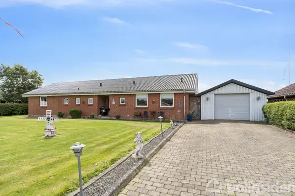 Villa på Elmesvinget 8, 9574 Bælum