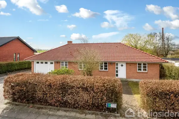 Villa på Bjerregårds Alle 18, 6933 Kibæk