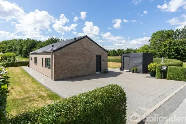 Villa på Vorregårdsparken 13, 8410 Rønde
