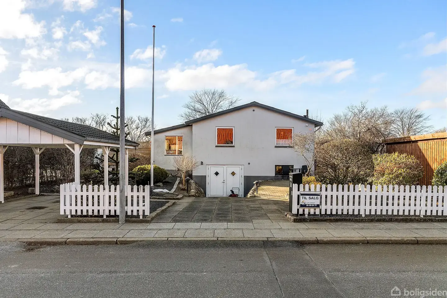 Hyggelig villa i attraktivt område tæt på by, havn og strand - må også benyttes som fritidsbolig