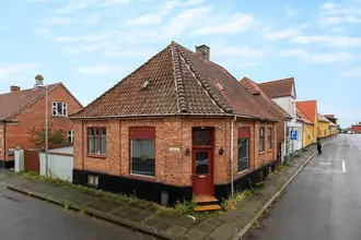 Villa på Jernbanegade 12, Aakirkeby, 3720 Aakirkeby