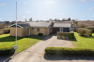 Villa på Dybbøløstenvej 41, Dybbøl, 6400 Sønderborg