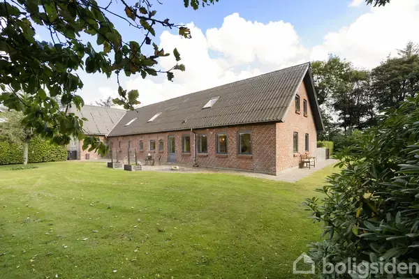 Villa på Herningvej 2, 6880 Tarm