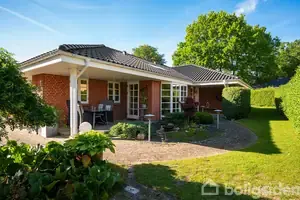 Villa på Fugldalen 1, 8680 Ry
