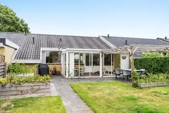 Rækkehus på Guldøjevænget 78, Hjallese, 5260 Odense S