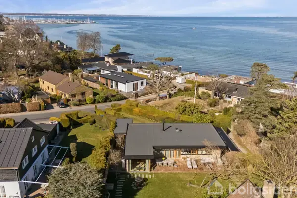 Villa på Piniehøj 24, 2960 Rungsted Kyst