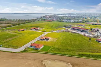 Helårsgrund på Bispevænget 4, 4720 Præstø