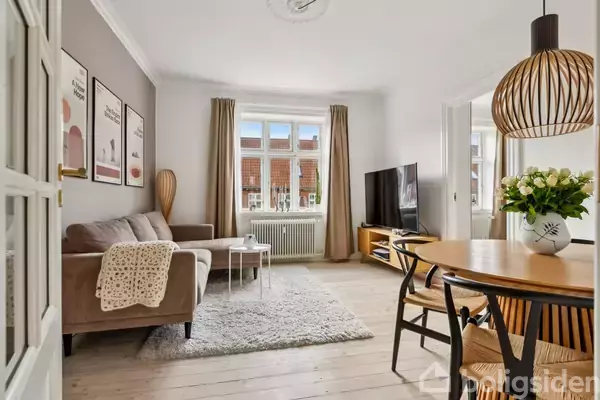 Parmagade 23, 4. tv., København S