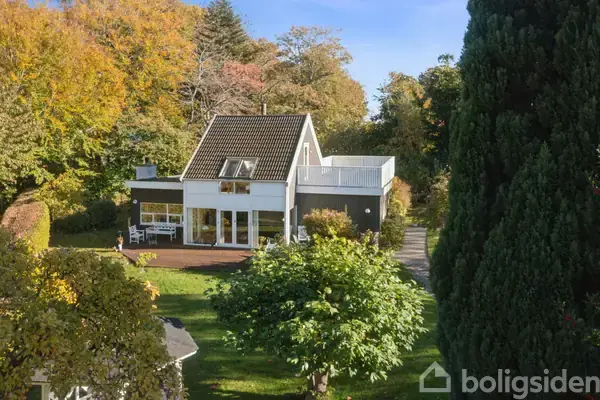 Villa på Munkerup Strandvej 72, 3120 Dronningmølle