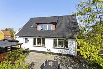 Villa på Stationsvej 1, Sønderskov, 9800 Hjørring