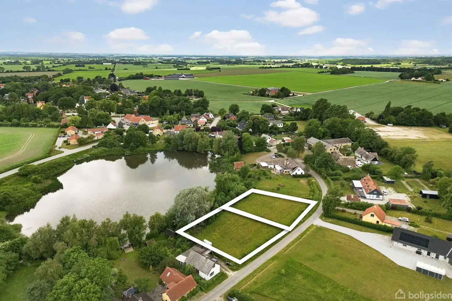 Naturskøn byggegrund ved sø i hyggelige Lyderslev - Visning 4