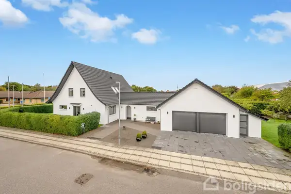 Villa på Kirkevej 12, 6950 Ringkøbing