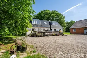 Landejendom på Sortenborgvej 10, 8600 Silkeborg