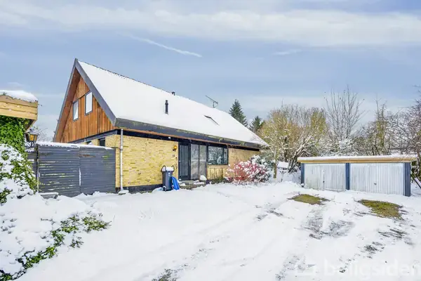 Villa på Bygaden 52, 4652 Hårlev