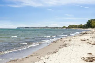 Fritidshus på Fællesskov Strandvej 6, Ulvshale, 4780 Stege
