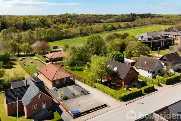 Villa på Gl Kongevej 85A, 7442 Engesvang