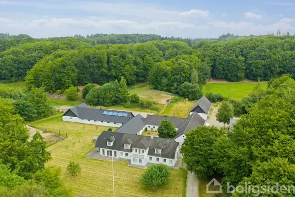 Landejendom på Fjelstedvej 150, 9870 Sindal