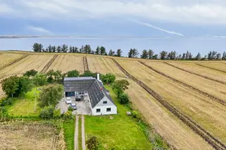 Villa på Næssundvej 504, Nees, 7960 Karby
