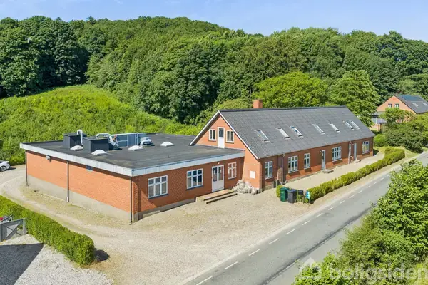 Villa på Frøbjergvej 77, 5560 Aarup
