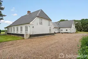 Landejendom på Nørlundvej 12, 6740 Bramming
