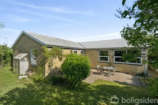 Villa på Hirtshalsvej 14, 8250 Egå