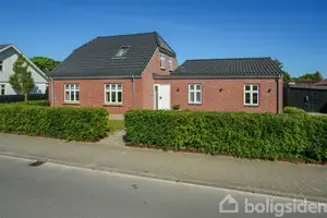 Villa på Vestre Strandvej 18, 6731 Tjæreborg