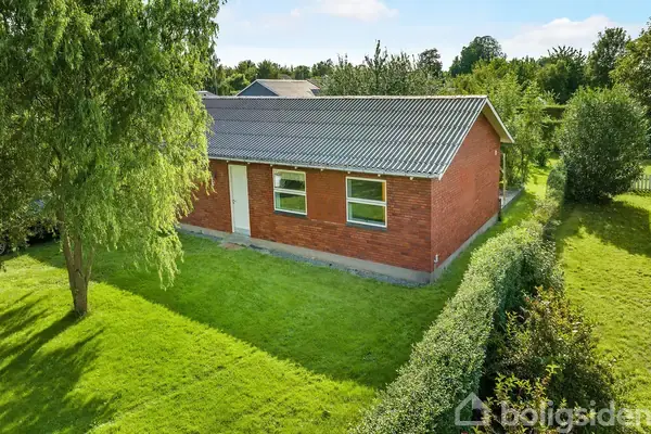 Villa på Højbjergvej 6, 5540 Ullerslev