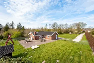 Fritidshus på Gl. Strandvej 26, Henneby, 6854 Henne