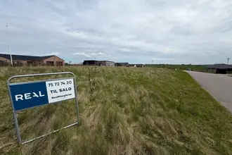 Helårsgrund på Herman Bangs Vej 84, 7182 Bredsten