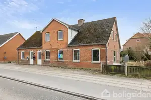 Villa på Randersvej 14A+B, 8830 Tjele