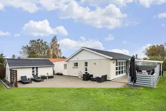 Villa på Bredgade 4, 4652 Hårlev