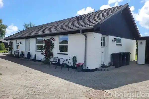 Villa på Hassellunden 52, 6705 Esbjerg Ø