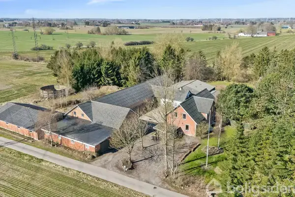 Landejendom på Levetoftevej 5, 4690 Haslev