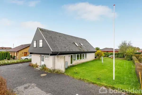 Villa på Juulsvej 6, 6855 Outrup