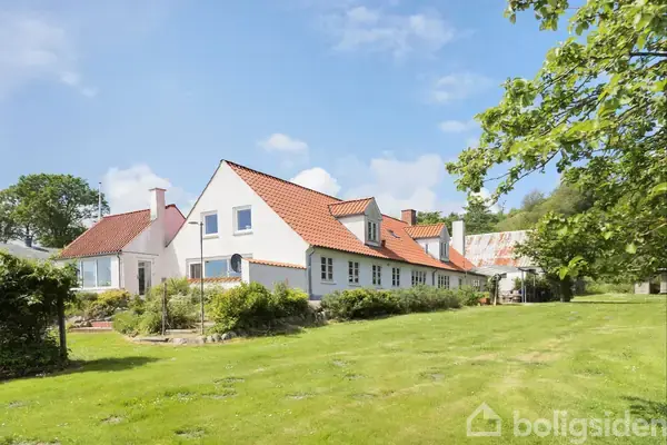 Landejendom på Risbjergvej 15, 9900 Frederikshavn