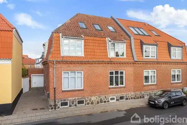 Villa på Søndergade 100, 9900 Frederikshavn