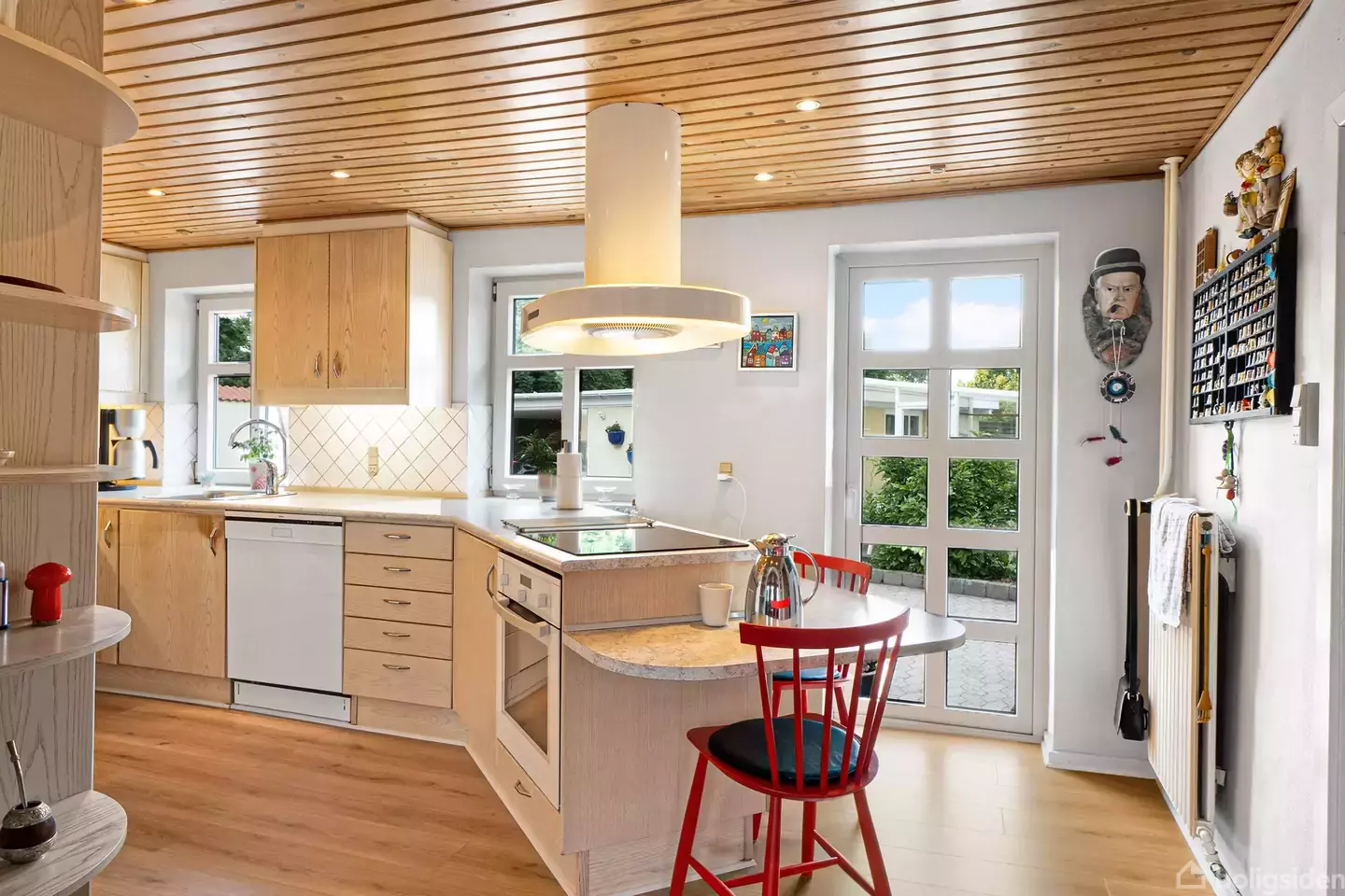 VELHOLDT OG RUMMELIG VILLA - Visning 5