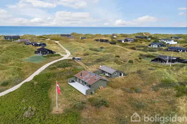 Fritidsbolig på Jensinesvej 14, 9480 Løkken