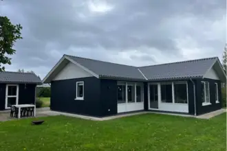 Fritidshus på Hybenvænget 51, Vellerup, 4050 Skibby