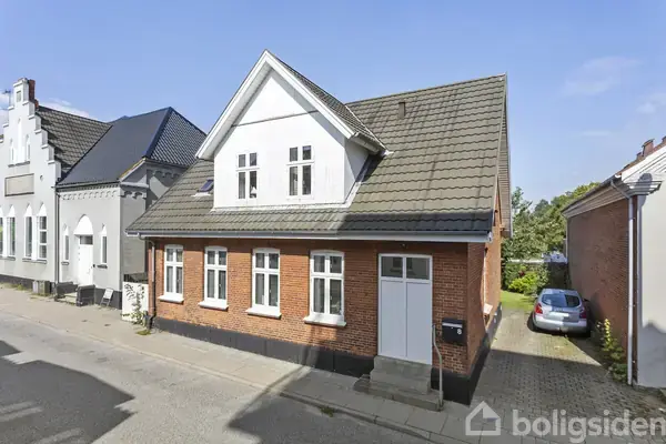 Villa på Asylgade 8, 9900 Frederikshavn