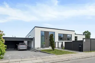 Villa på Torstensvej 14, 2650 Hvidovre