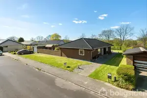 Villa på Granlunden 7, 6705 Esbjerg Ø