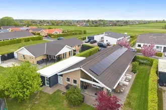 Villa på Rådyrleddet 16, 3660 Stenløse