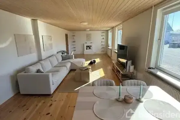 Villa på Stationsvej 5, 9690 Fjerritslev
