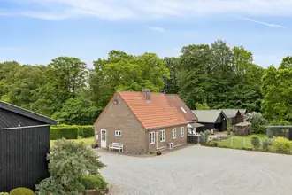 Landejendom på Skovbyvej 5, Stampenborg, 6230 Rødekro