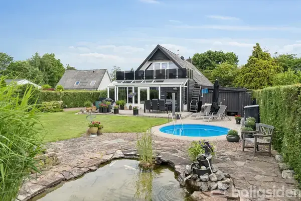 Villa på Hjørnevej 2, 4600 Køge
